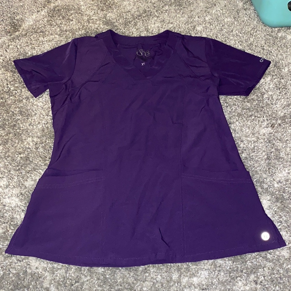 Scrub top